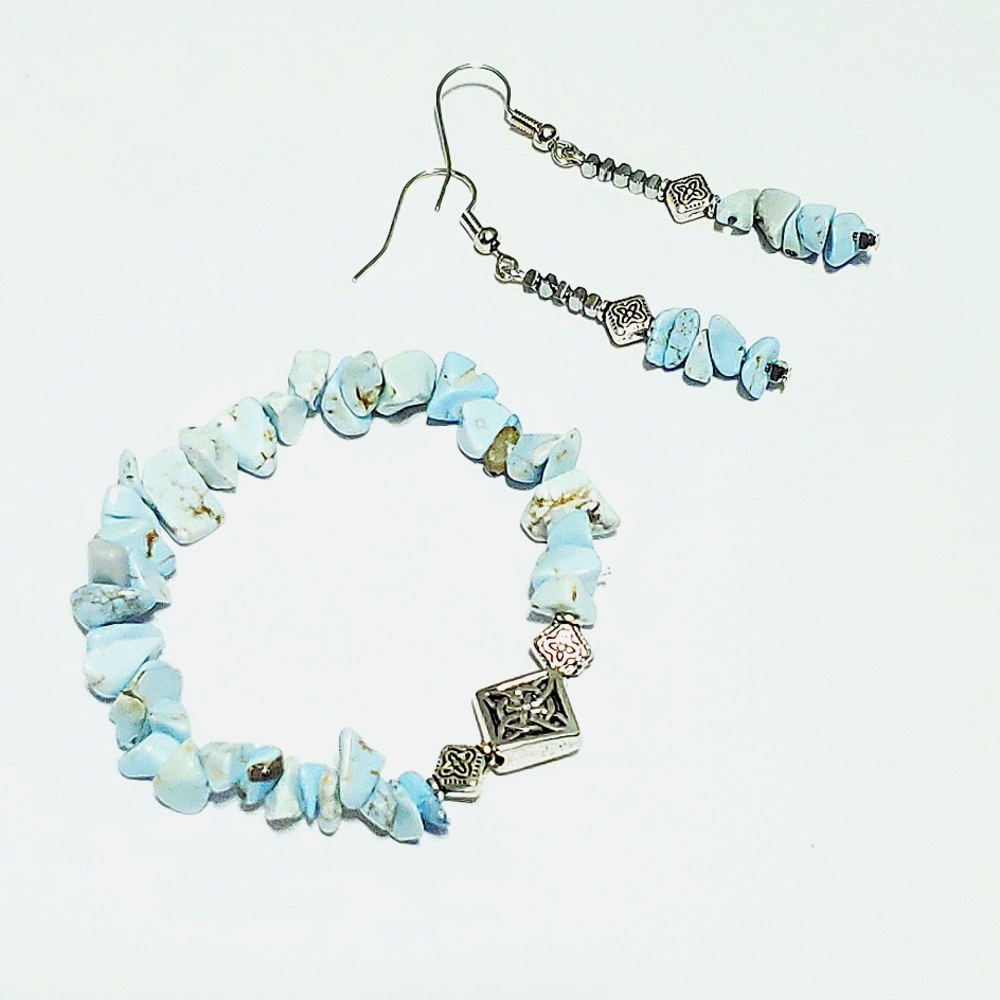 ❤ Handcrafted Beautiful Earrings and bracelet set - Picture 1 of 1